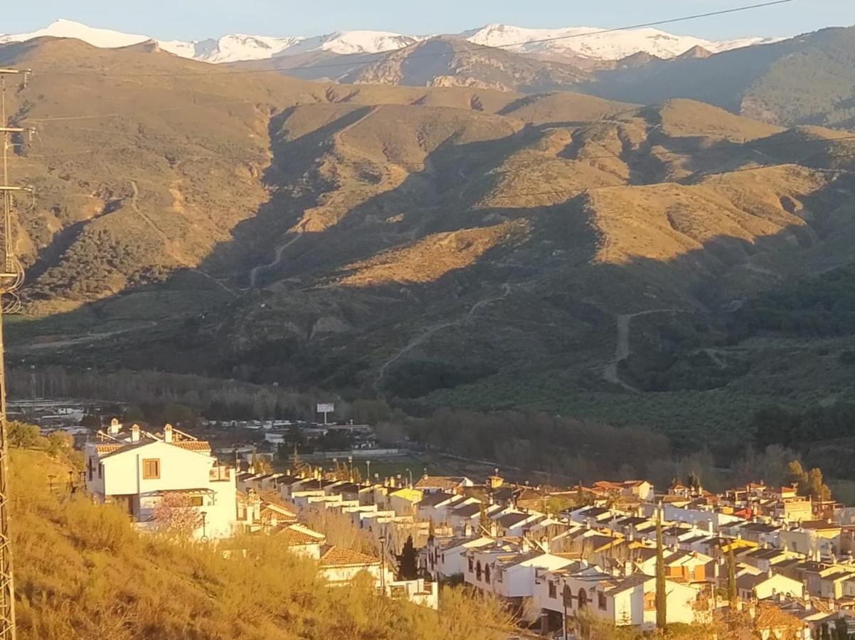 Casa Ideal Familias Y Grupos Con Balcones Exterior Soleada Patios Cerca Alhambra, Sierra Nevada, Rio Genil, Lancha Del Genil, Parque Llano Y Reloj Del Sol Con Barbacoas, Campo De Futbol, Circuito Gimnasia Apartment Granada Ngoại thất bức ảnh