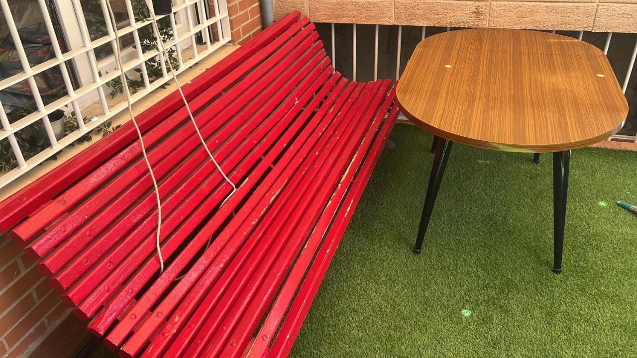 Casa Ideal Familias Y Grupos Con Balcones Exterior Soleada Patios Cerca Alhambra, Sierra Nevada, Rio Genil, Lancha Del Genil, Parque Llano Y Reloj Del Sol Con Barbacoas, Campo De Futbol, Circuito Gimnasia Apartment Granada Ngoại thất bức ảnh