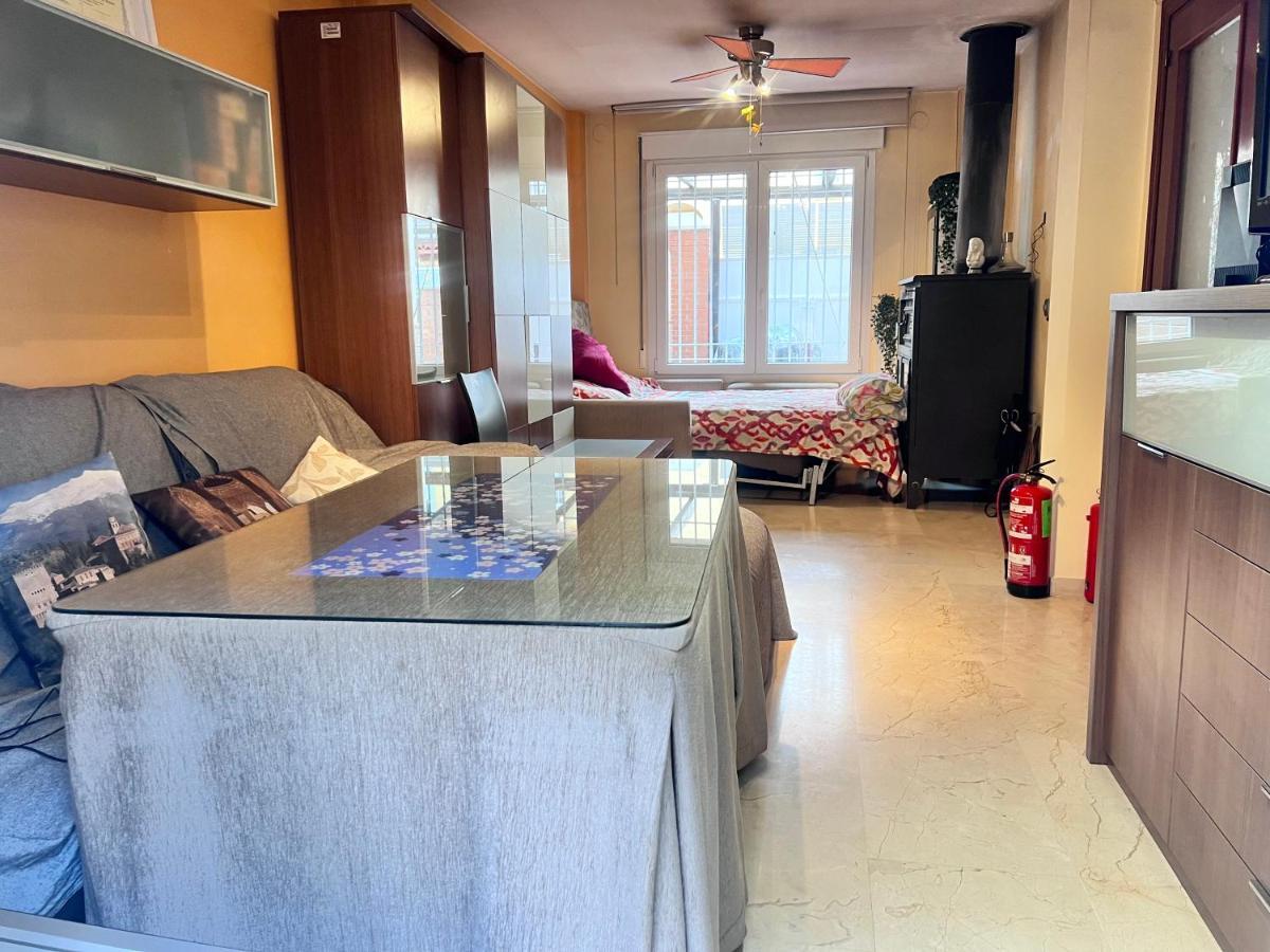 Casa Ideal Familias Y Grupos Con Balcones Exterior Soleada Patios Cerca Alhambra, Sierra Nevada, Rio Genil, Lancha Del Genil, Parque Llano Y Reloj Del Sol Con Barbacoas, Campo De Futbol, Circuito Gimnasia Apartment Granada Ngoại thất bức ảnh