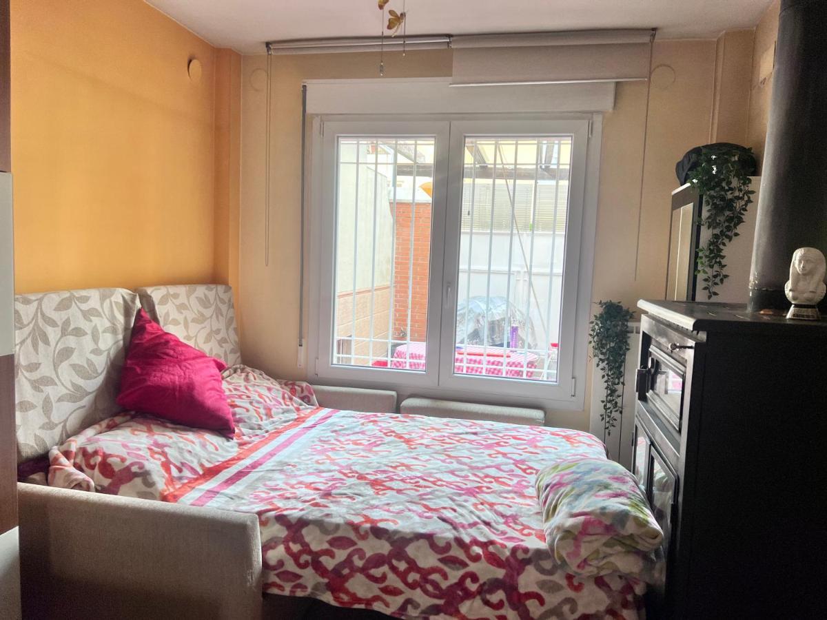 Casa Ideal Familias Y Grupos Con Balcones Exterior Soleada Patios Cerca Alhambra, Sierra Nevada, Rio Genil, Lancha Del Genil, Parque Llano Y Reloj Del Sol Con Barbacoas, Campo De Futbol, Circuito Gimnasia Apartment Granada Ngoại thất bức ảnh