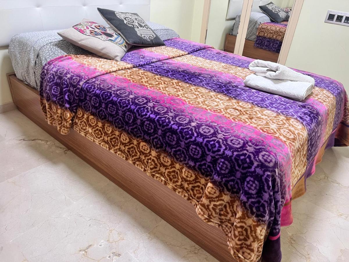 Casa Ideal Familias Y Grupos Con Balcones Exterior Soleada Patios Cerca Alhambra, Sierra Nevada, Rio Genil, Lancha Del Genil, Parque Llano Y Reloj Del Sol Con Barbacoas, Campo De Futbol, Circuito Gimnasia Apartment Granada Ngoại thất bức ảnh